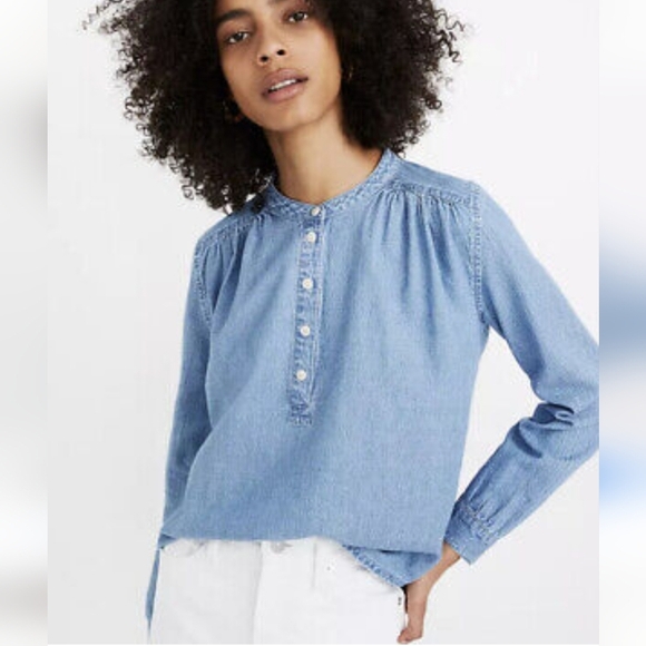 Madewell Denim Shirred Popover Top in Emmie Wash Size Small MSRP $79.50 - Picture 1 of 6